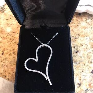 2.5 ct Diamond Heart Necklace